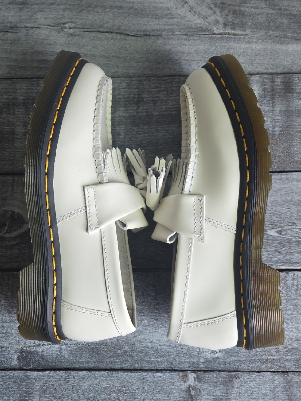 Dr. Martens White Adrian Leather Tassel Loafers Size 7 Womans Yellow Stitch - Picture 10 of 12